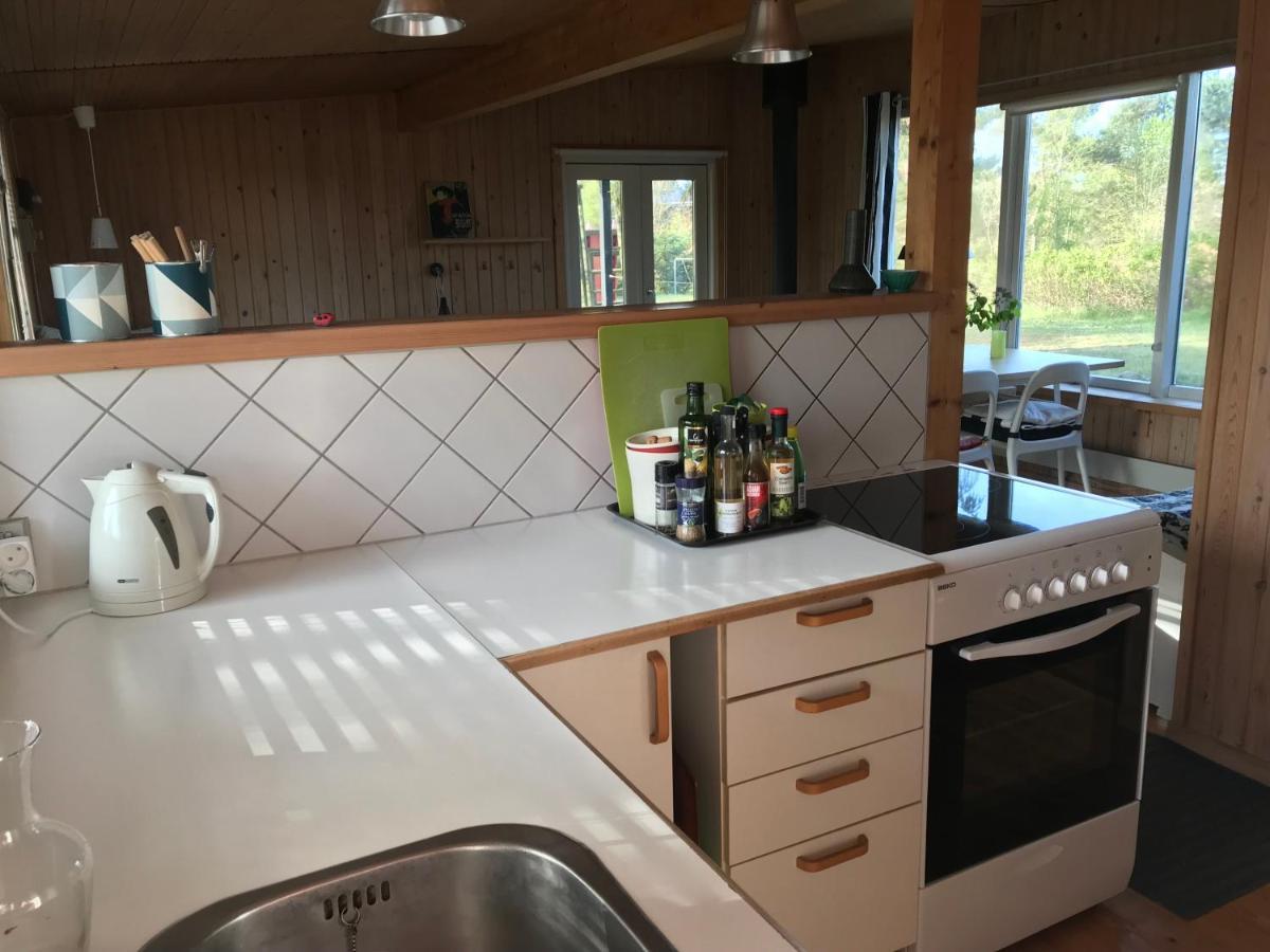 Hyggeligt Sommerhus I Ebeltoft, Taet Pa Strand Og Skov. Buitenkant foto