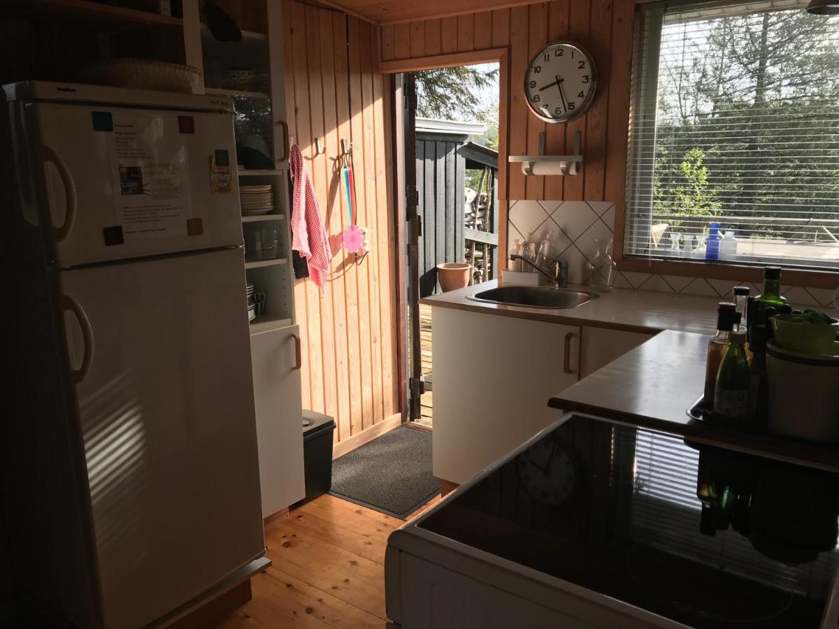Hyggeligt Sommerhus I Ebeltoft, Taet Pa Strand Og Skov. Buitenkant foto